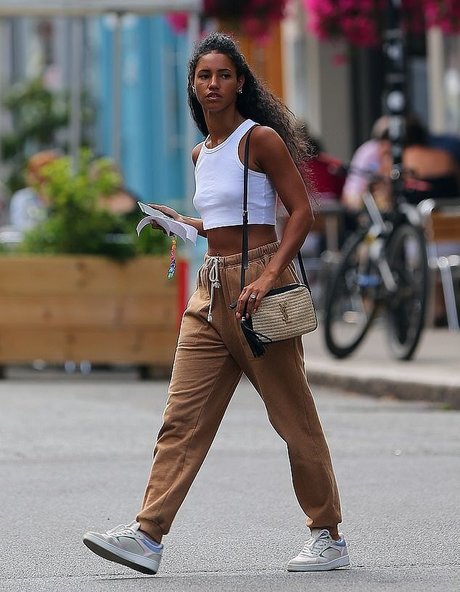 cul écarté onlyfans chaud adulte galerie