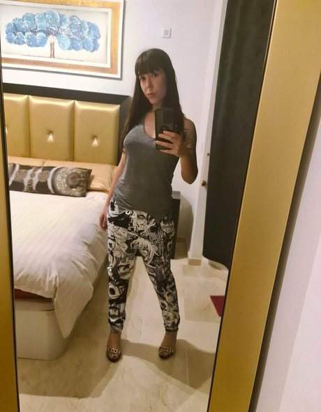 pieds de grand-mère uniquementfans chaud joli photos