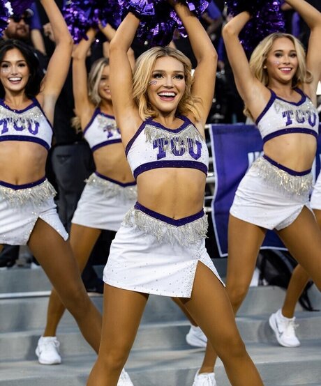 Sexy Cheerleaders sexe de star du porno archive