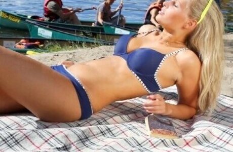 fans uniquement du dmv assez chaud img