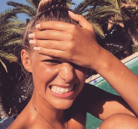 énorme gode onlyfans gratuit des photos