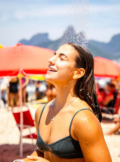 Nastya Blinova haut modèle img