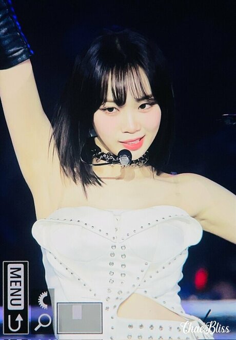 Kim Chaewon star du porno exclusive galeries