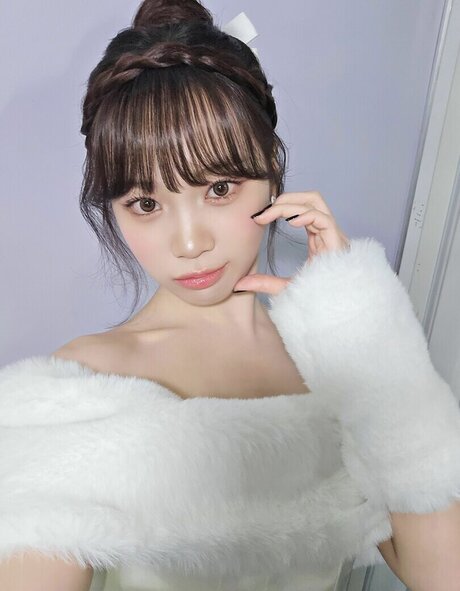 Kim Chaewon modèle joli galerie