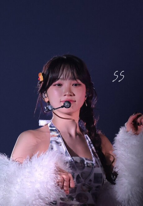 Kim Chaewon Fotoaufnahmen