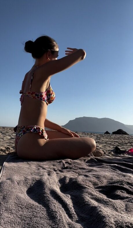 Lara Marie Kremer modèle de haute qualité photo