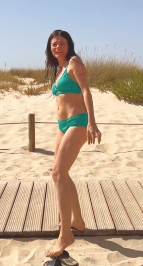 Joyce Ilg star du porno nue photo