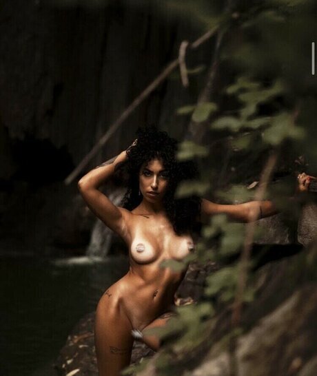 massage lesbien onlyfans belle définition galeries