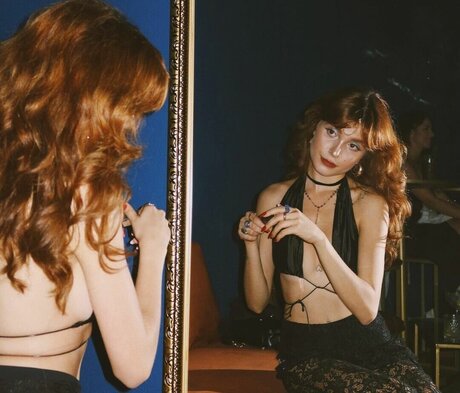 lesbiennes aux gros seins onlyfans nu libre photos