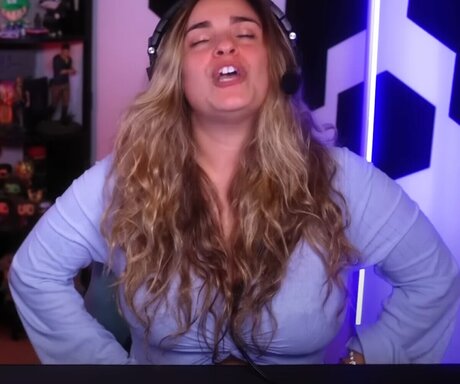 Kristen Stephensonpino actrice sexy des photos