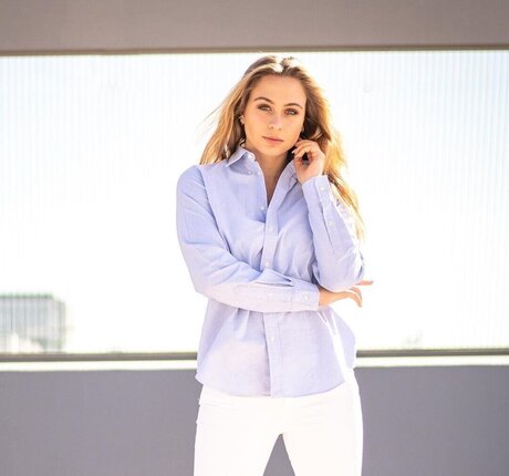 Sophia Fl rsch actrice parfaite des photos