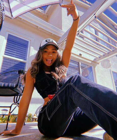 Juliana pilla modèle sexy photo