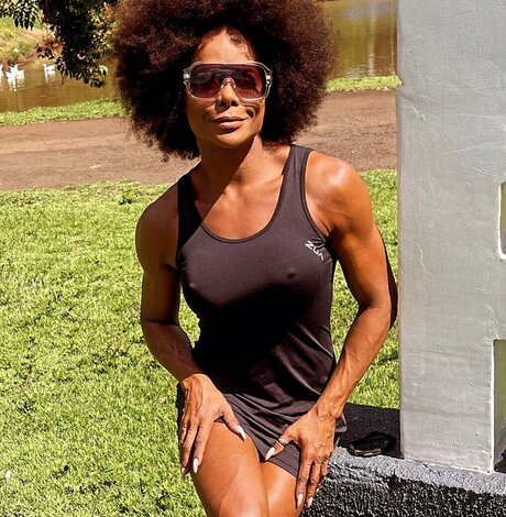 Adriana Bombom modèle meilleur photo