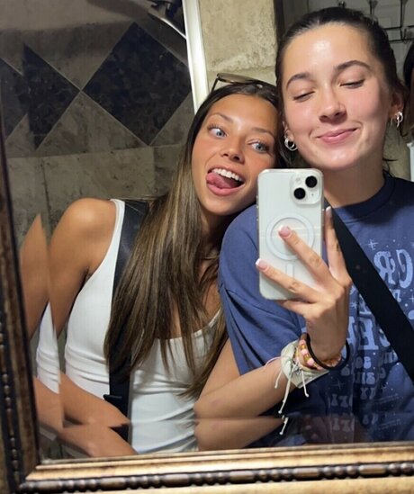 Sophia Horvath art étoile galeries