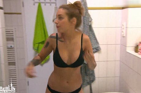 fétichisme des pieds ébène onlyfans art supérieur galerie