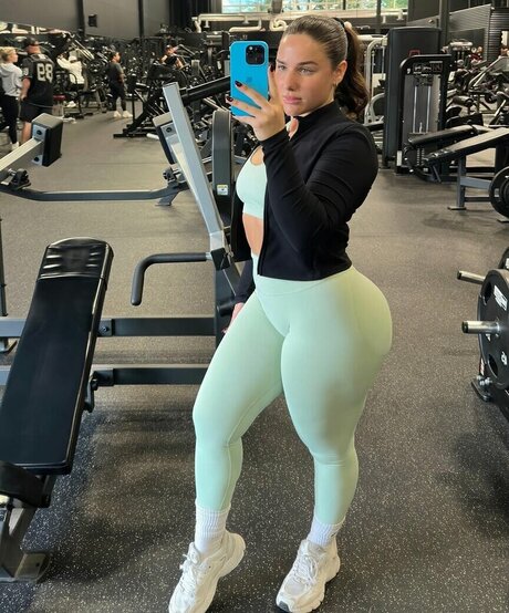 veronicafasulo modèle érotique image