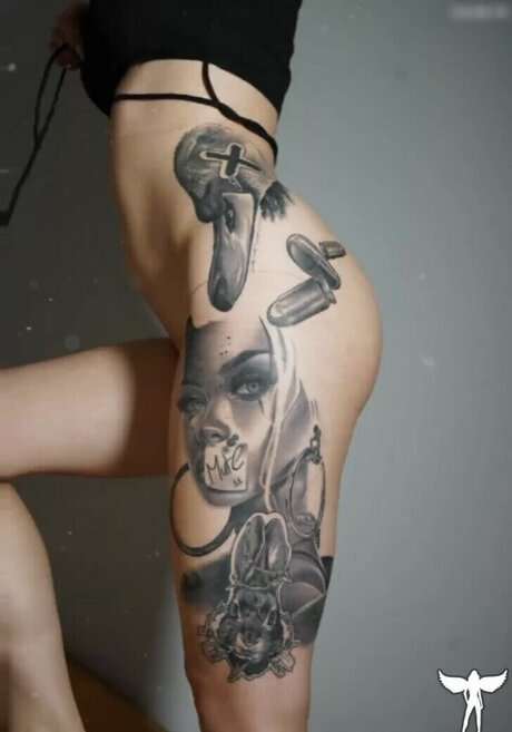 baisers lesbiens onlyfans assez haute qualité collection