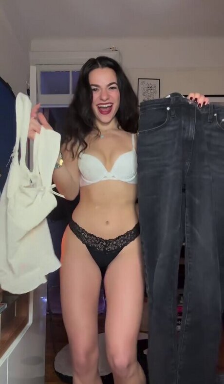 baisers lesbiens onlyfans plutôt parfait images