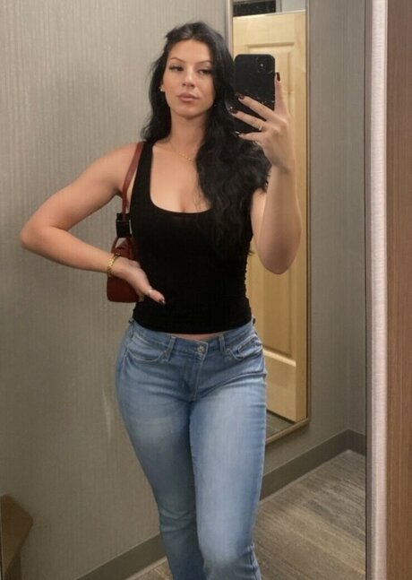 Allison Royalty star du porno parfaite des photos