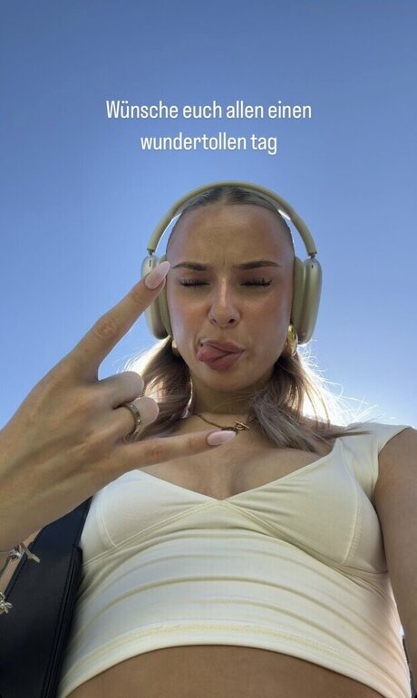 vacances onlyfans plutôt sexy images