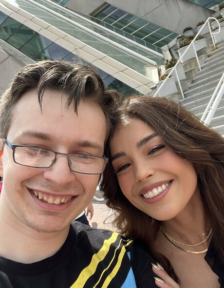 Valkyrae étoile nue archive