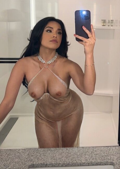 Valkyrae actrice libre archive