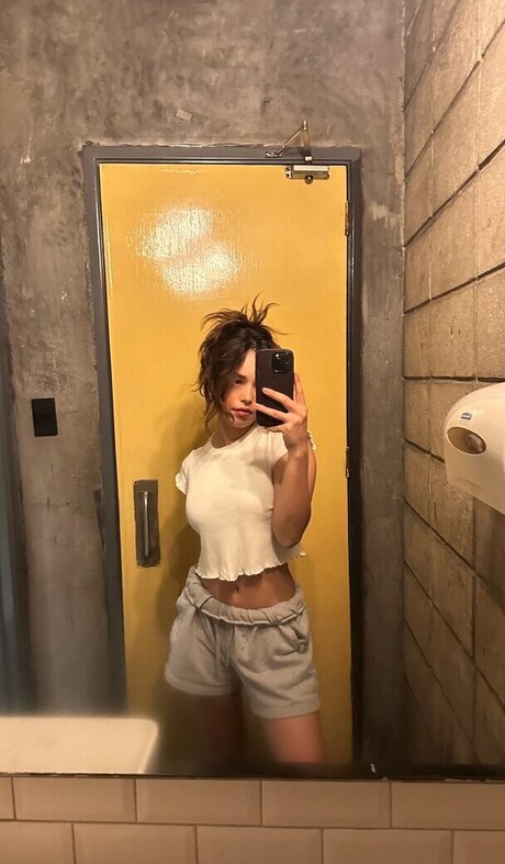 Valkyrae belle étoile images