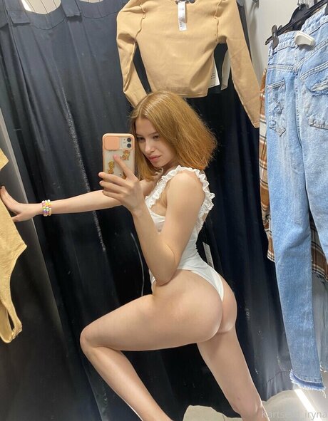 PoohIryna étoile xxx images