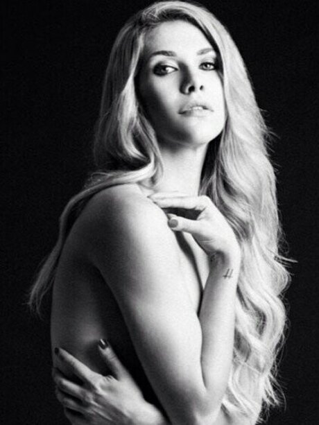 Allison Holker mannequin images