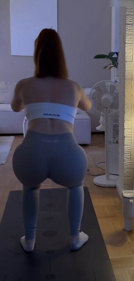 tatouages ​​blonds onlyfans top pornographique galerie