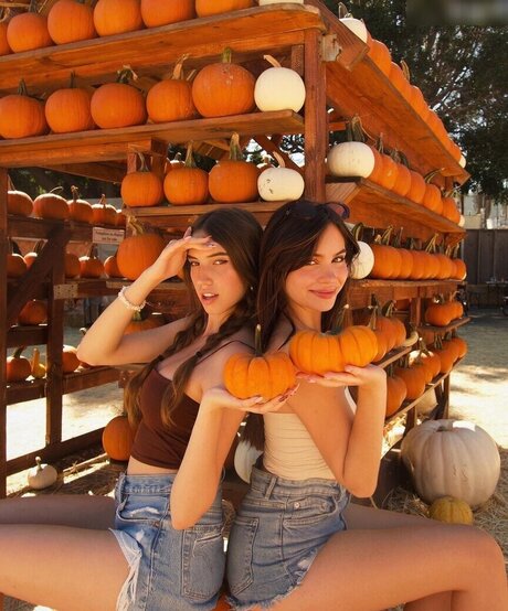 Yonca star du porno belle photo