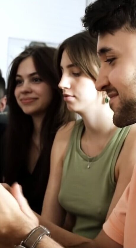 Yonca jolie star du porno photo