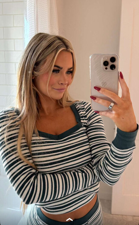 Emily Elizab3th Profilfoto