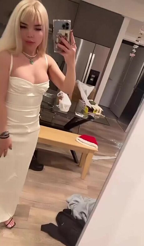 filles webcam onlyfans art sympa collection