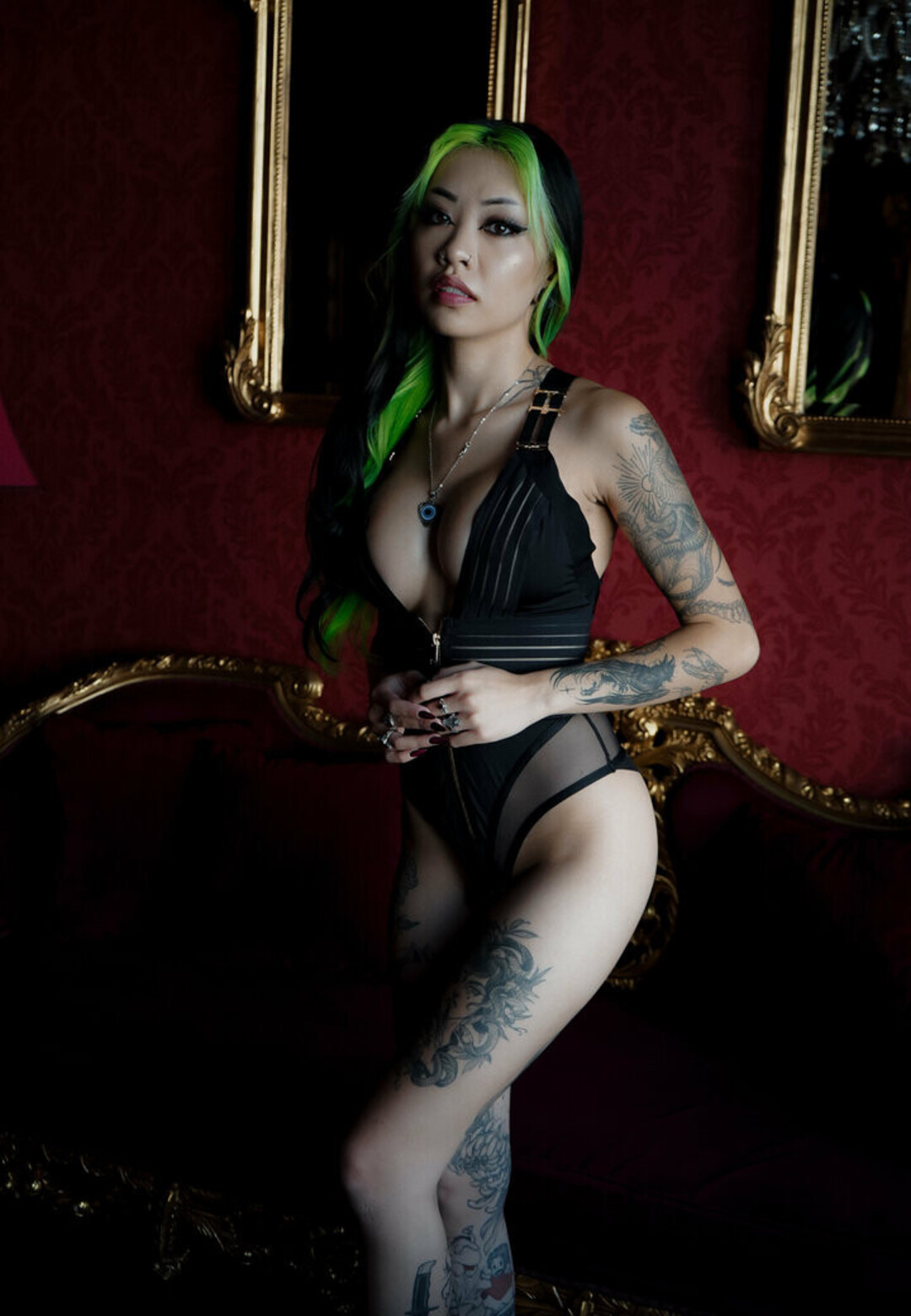 pieds de grand-mère uniquementfans pornographique en haute définition photos