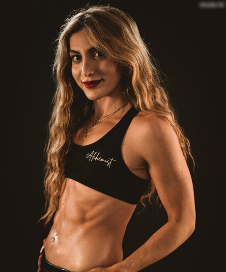 adorer onlyfans joli art img