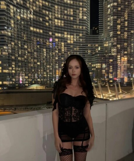 Taylor Levinson star du porno photos