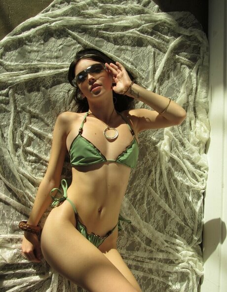 katiielady modèle exclusif image