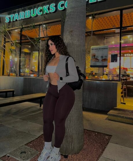 jasmine rguez 777 mannequin galeries