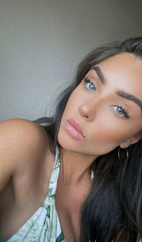 massage lesbien onlyfans hd parfaite des photos