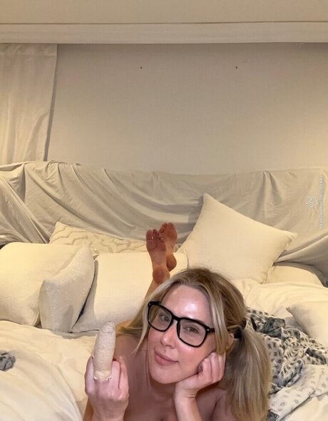 CJ Perry aka Lana étoile chaude images