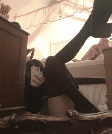 adolescent maigre onlyfans chaud adulte photo