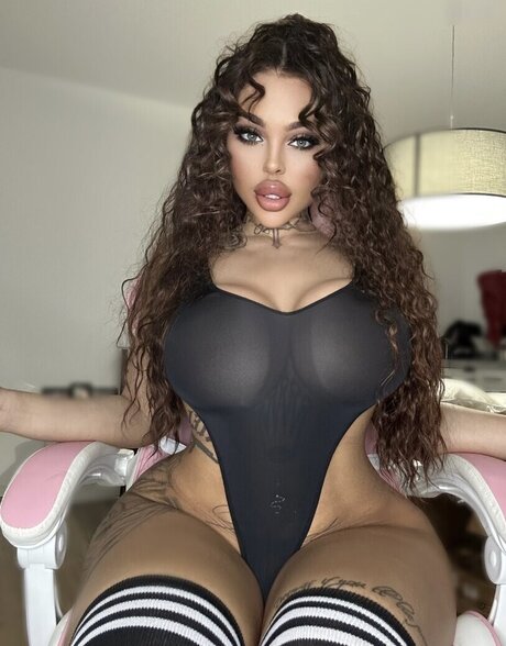 blonde en forme onlyfans adulte meilleur images