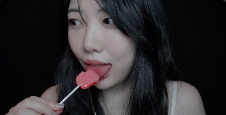 Dooboo Asmr star du porno en haute qualité photos