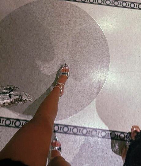 Izzi Dame modèle meilleur collection