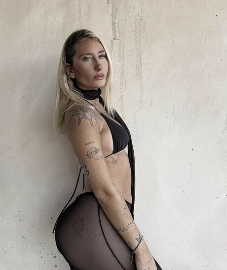 Sofiogresta Popia modèle xxx images