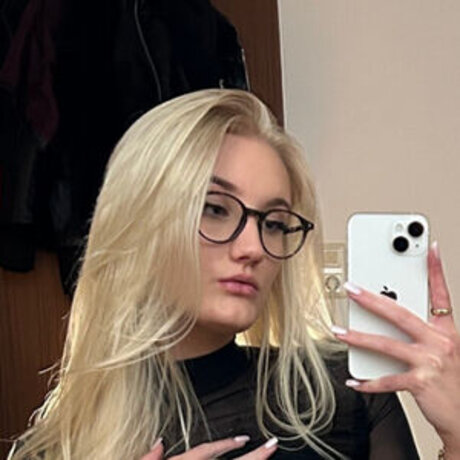 Lena secret697 star du porno xxx galerie