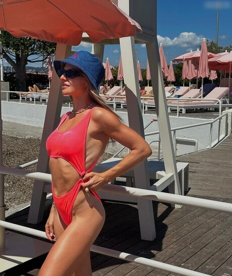 Anna Lewandowska actrice chaude image