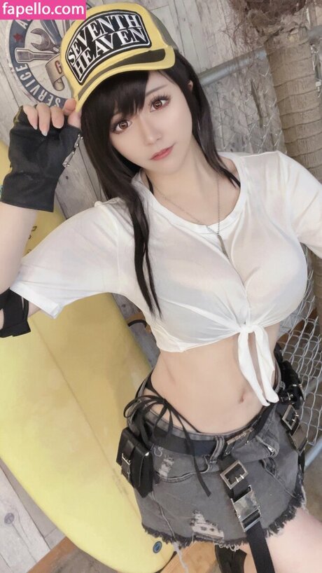 Tifa Cosplay star exclusive image