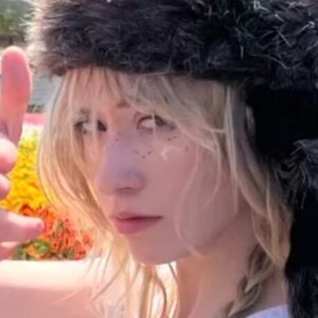 bug universe meilleure actrice des photos